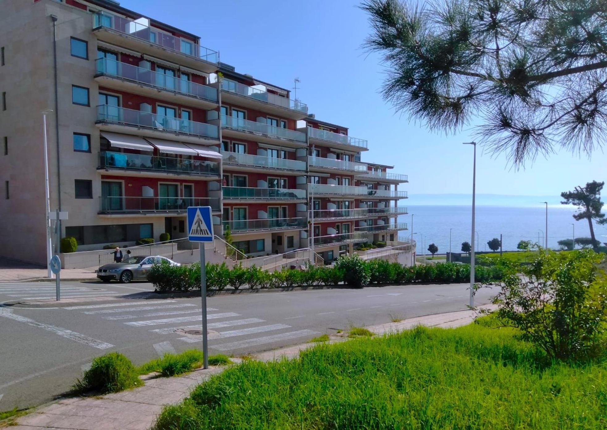 Un Rincon Con Vistas A La Ria, Playa Y Parking. Daire Ribeira Dış mekan fotoğraf